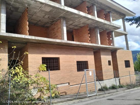 SE VENDE EDIFICIO EN CONTRUCCIÓN EN CERCS, ZONA SANT JORDI - BARCELONA