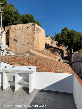 Encantadora casa de pueblo en pleno centro de Dénia - ALICANTE