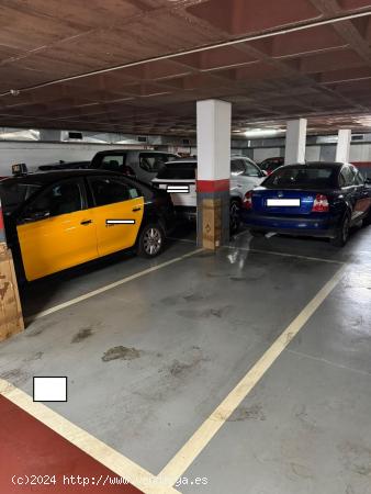  PLAZA DE PARKING EN VENTA EN BARRIO GAVARRA EN CORNELLA DE LLOBREGAT - BARCELONA 