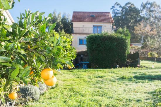 PRECIOSA CASA CON GRAN PARCELA EN SUEIRO (CULLEREDO) - A CORUÑA