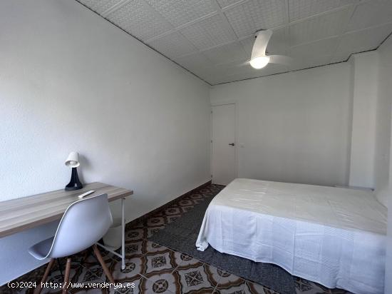 HABITACIÓN EN ALQUILER EN CENTRO DE SAGUNTO! - VALENCIA