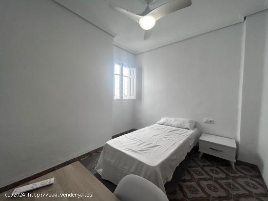 HABITACIÓN EN ALQUILER EN CENTRO DE SAGUNTO! - VALENCIA