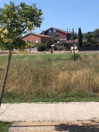  FANTÀSTIC TERRENY EN VENDA A NAVARCLES - BARCELONA 