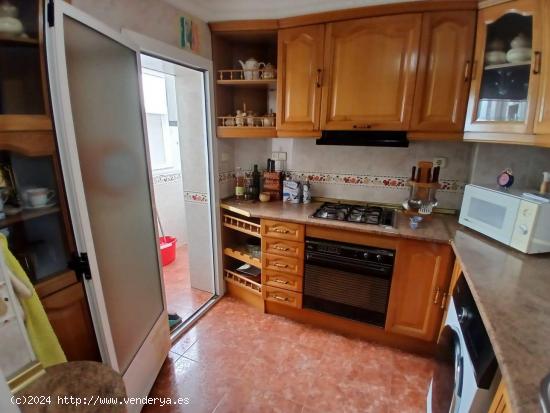 PISO SEMIREFORMADO EN VENTA - ALBACETE