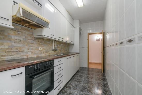 Se Vende en Sant Vicenç de Castellet - BARCELONA