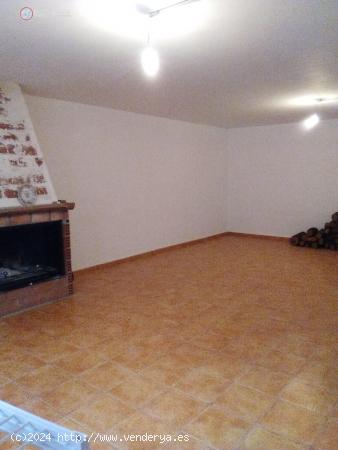 API LUNA INMOBILIARIA VENDE BUEN ADOSADO EN MUNERA - ALBACETE