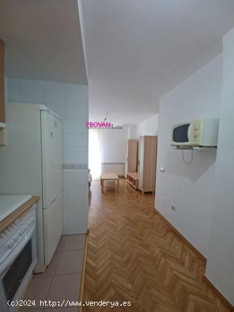 APARTAMENTO / ESTUDIO  CENTRICO CON 1 DORMITORIO Y GARAJE - MADRID