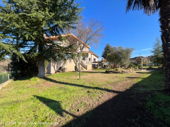 CASA DE PIEDRA OS CAMPOS (LOÑOA) - ORENSE