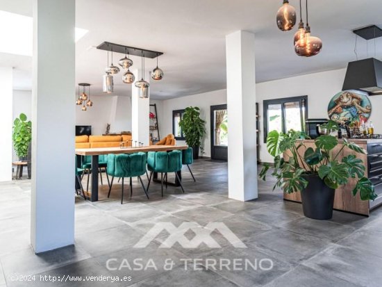 Finca en venta en Vélez-Málaga (Málaga)