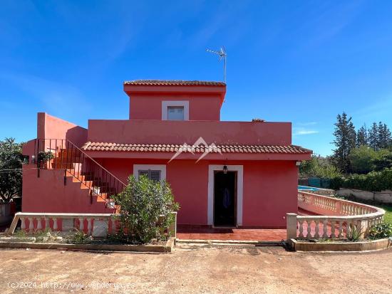 Finca rústica con piscina y cédula de habitabilidad en Sencelles - BALEARES