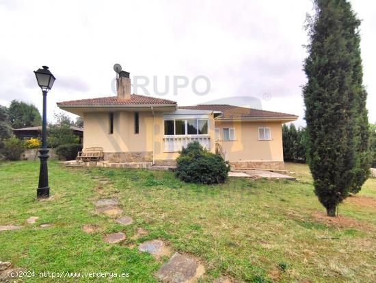  CHALET DE UNA PLANTA, CON 5 DORMITORIOS Y GRAN PARCELA, EN LOS ÁNGELES DE SAN RAFAEL - SEGOVIA 