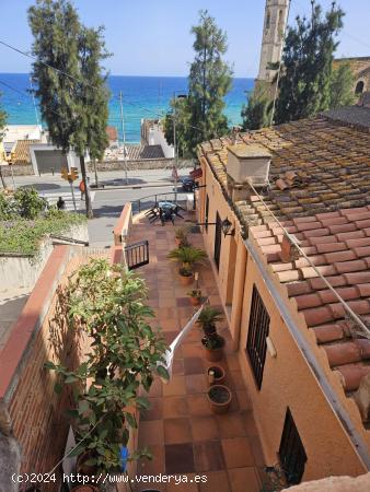 CASA DE PUEBLO CON VISTAS AL MAR EN  MONTGAT - BARCELONA