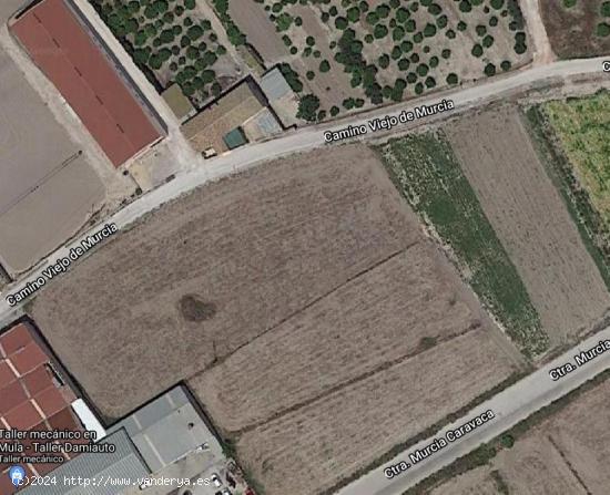  Terreno industrial de 4 tahúllas - MURCIA 