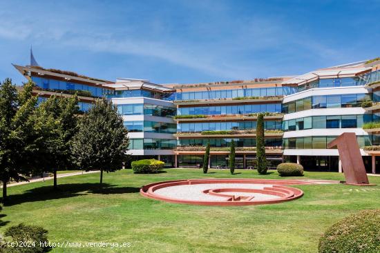 Alquiler de oficina en Sant Cugat del Vallés - BARCELONA