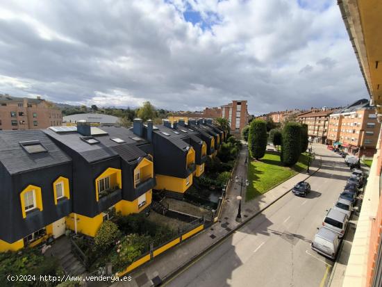  DUPLEX MINIMALISTA, 4 DORMITORIOS, 3 BAÑOS Y GARAJE EN COLLOTO A DIEZ MINUTOS DE OVIEDO - ASTURIAS 