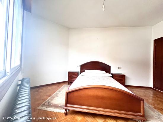 SE ALQUILA LUMINOSO APARTAMENTO AMUEBLADO EN EL VEINTIUNO. REF 1239 - ORENSE