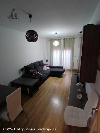 REF: C029 GRUPO INMOTEKA INMOBILIARIA VENDE PISO ZONA PILAR/CIRCUNVALACION - ALBACETE