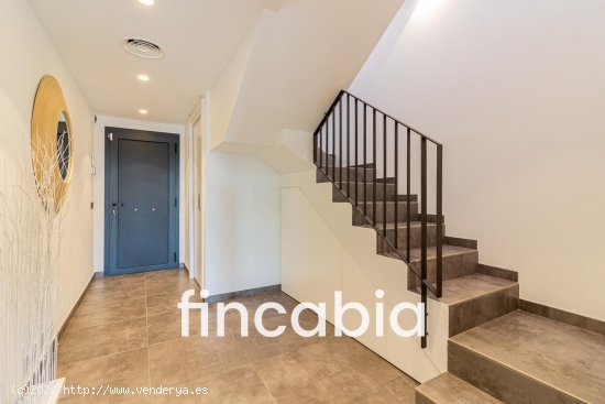 Unifamiliar adosada en venta  en Sils - Girona