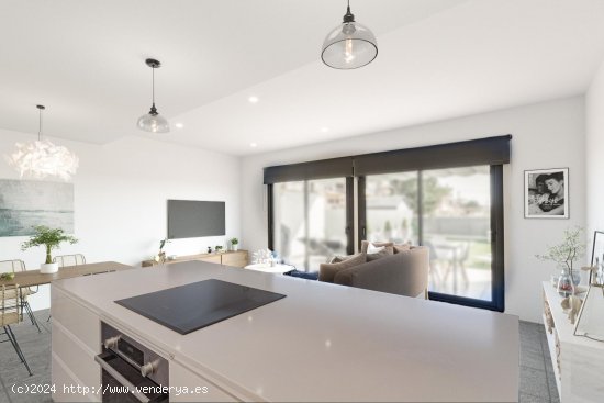 Unifamiliar adosada en venta  en Sils - Girona