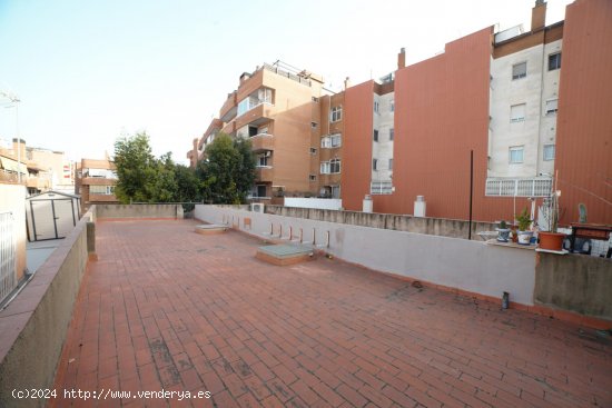 Local comercial en venta  en Cornellà de Llobregat - Barcelona