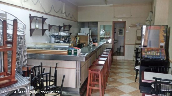 Local comercial en venta  en Esplugues de Llobregat - Barcelona