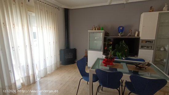 Casa-Chalet en Venta en Nucia, La Alicante