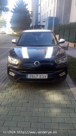 SsangYong Tivoli ( G16 Limited 4x2 )  - Madrid