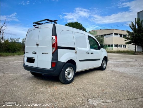 Renault Kangoo Furgon Blue dCi 59 kW 80CV 3p. de 2021 con 47.500 Km por 11.250 EUR. en Barcelona