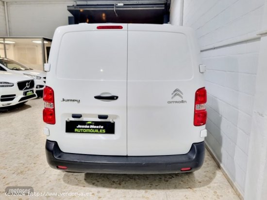 Citroen Jumpy Furgon talla M de 2021 con 100.000 Km por 14.800 EUR. en Sevilla