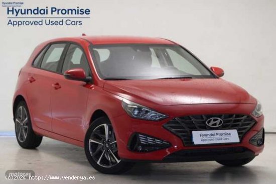 Hyundai i30 1.5 DPI Klass SLX 110 de 2024 con 12.438 Km por 19.900 EUR. en Guadalajara