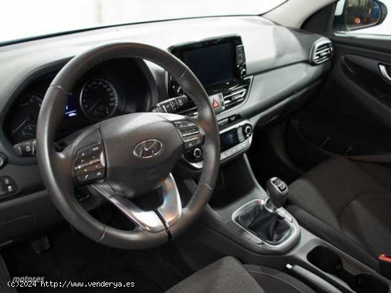 Hyundai i30 1.5 DPI Klass SLX 110 de 2024 con 4.852 Km por 20.290 EUR. en Cadiz