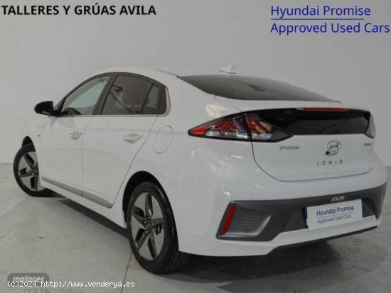 Hyundai Ioniq 1.6 GDI Tecno de 2022 con 30.000 Km por 22.500 EUR. en Valladolid