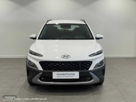 Hyundai Kona 1.0 TGDI Maxx 4x2 de 2023 con 17.600 Km por 20.350 EUR. en Barcelona