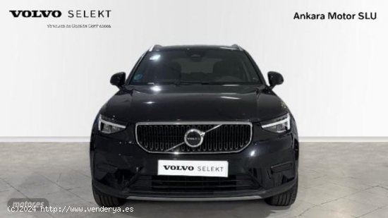 Volvo XC40 XC40 Core, B3 Semihibrido, Gasolina de 2024 con 13.311 Km por 34.900 EUR. en Alicante