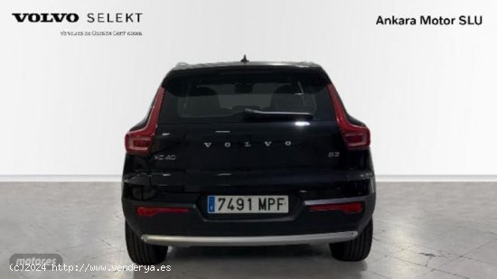 Volvo XC40 XC40 Core, B3 Semihibrido, Gasolina de 2024 con 13.311 Km por 34.900 EUR. en Alicante