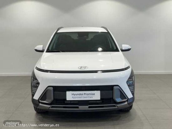 Hyundai Kona 1.0 TGDI Tecno 4x2 de 2024 con 7.800 Km por 26.900 EUR. en Barcelona