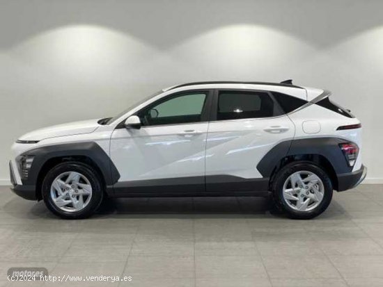 Hyundai Kona 1.0 TGDI Tecno 4x2 de 2024 con 7.800 Km por 26.900 EUR. en Barcelona