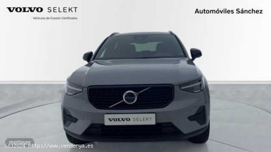 Volvo XC40 2.0 B3 PLUS DARK AUTO 163 5P de 2024 con 1 Km por 47.600 EUR. en Zaragoza