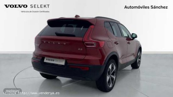 Volvo XC40 XC40 Plus, B3 Mild Hybrid, Gasolina, Dark de 2024 con 1 Km por 47.900 EUR. en Zaragoza