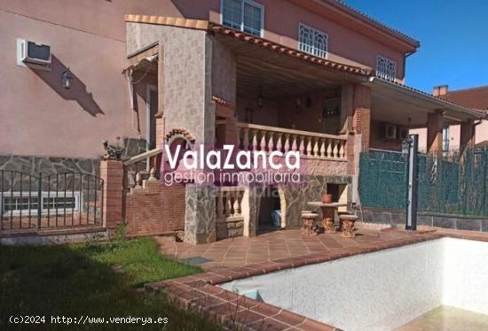 VALAZANCA VENDE CHALET PAREADO DE 5 DORMITORIOS EN CASRRUBUELOS - MADRID