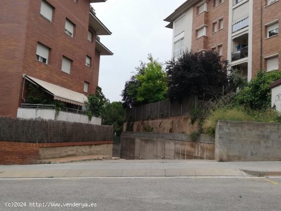  Plaza de párquing en alquiler en las Bases de Manresa - BARCELONA 