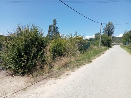 SE VENDE PARCELA DE 1.800 M2 RUSTICA - LEON