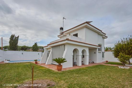 Chalet en venta en el Parque Natural de los Toruños - CADIZ