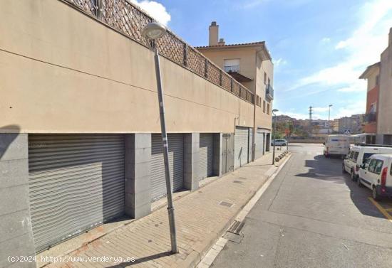 Local en venta en Canovelles - BARCELONA