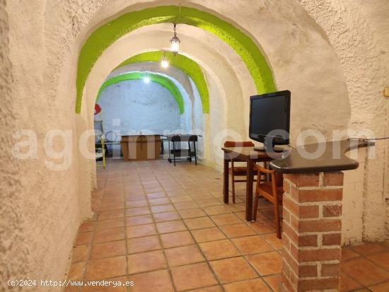 Bodega-restaurante venta - VALLADOLID