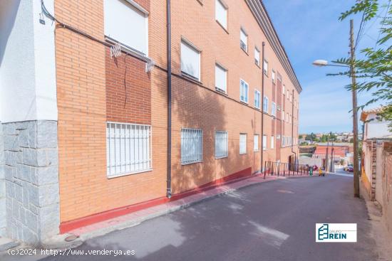 PISO DE 3 DORMITORIOS Y 2 BAÑOS CON PLAZA DE GARAJE INCLUIDA EN EL PRECIO. - TOLEDO