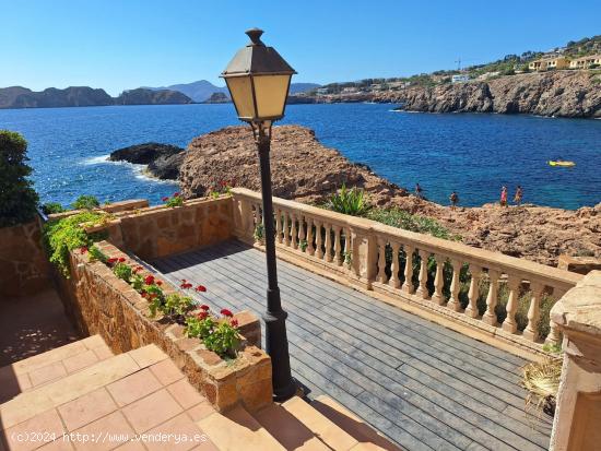 DUPLEX CON ACCESO DIRECTO AL MAR - BALEARES