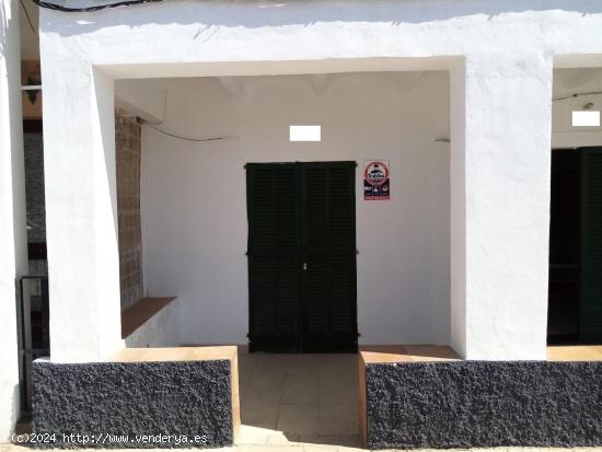  PLANTA BAJA CON TERRAZA DELANTERA EN PRIMERA LÍNEA DE MAR EN EL MOLINAR.(posibilidad de duplicar m 