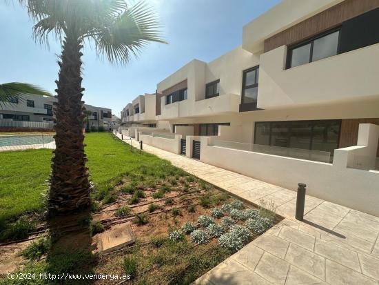 UNIFAMILIAR 9 RESIDENCIAL BARLOVENTO - ALMERIA