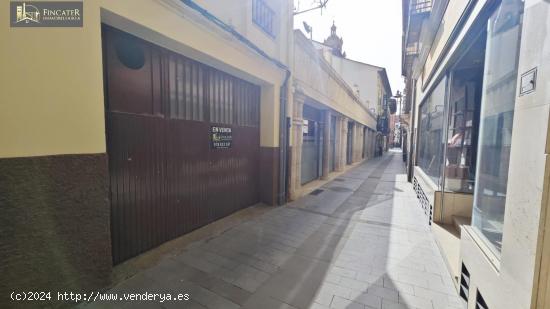 LOCAL COMERCIAL EN EL CENTRO - TERUEL